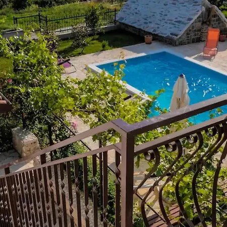 Three Bedroom With Private Pool *