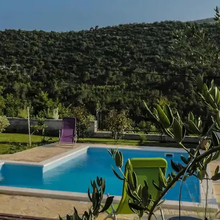 빌라 Three Bedroom With Private Pool *