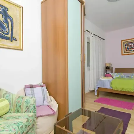 Three Bedroom With Private Pool *