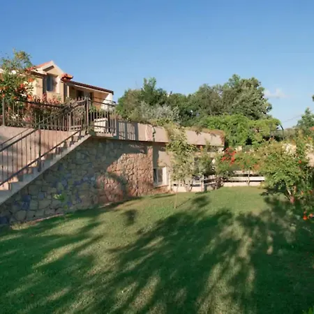 Three Bedroom With Private Pool * Tugare