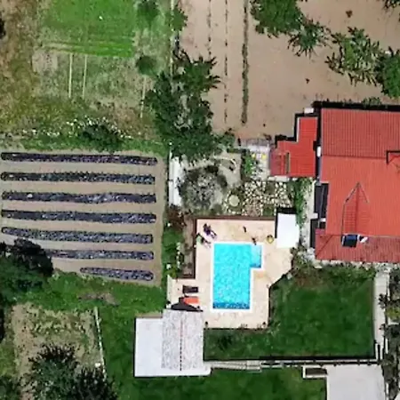 Three Bedroom With Private Pool * Tugare
